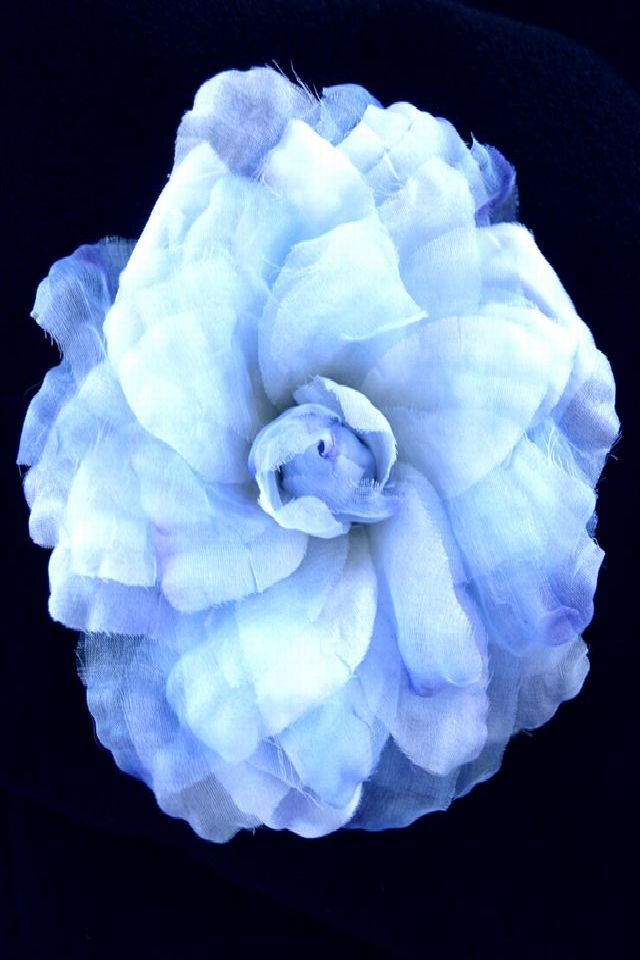 【アートフラワー・染花 コサージュ】ナンシーのコサージュ