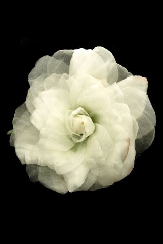 【アートフラワー・染花 コサージュ】ナンシーのコサージュ