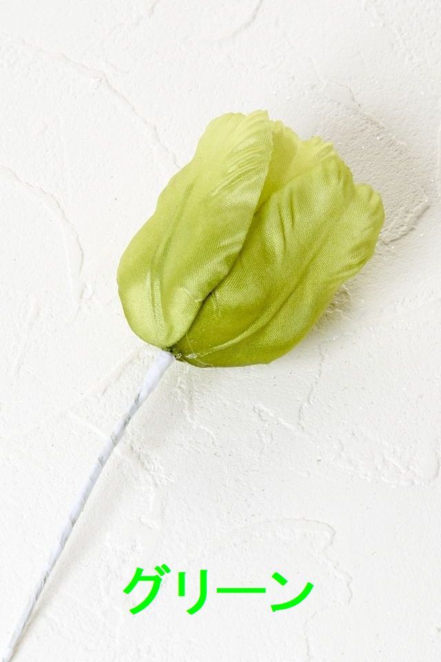 【卒業式・入学式・イベントの胸元に華を添えるコサージュ】チューリップのアートフラワーコサージュ