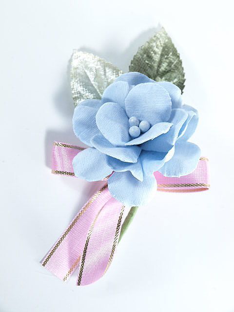 【卒業式・入学式・イベントの胸元に華を添えるコサージュ】ロゼ・コサージュ/ライトブルー
