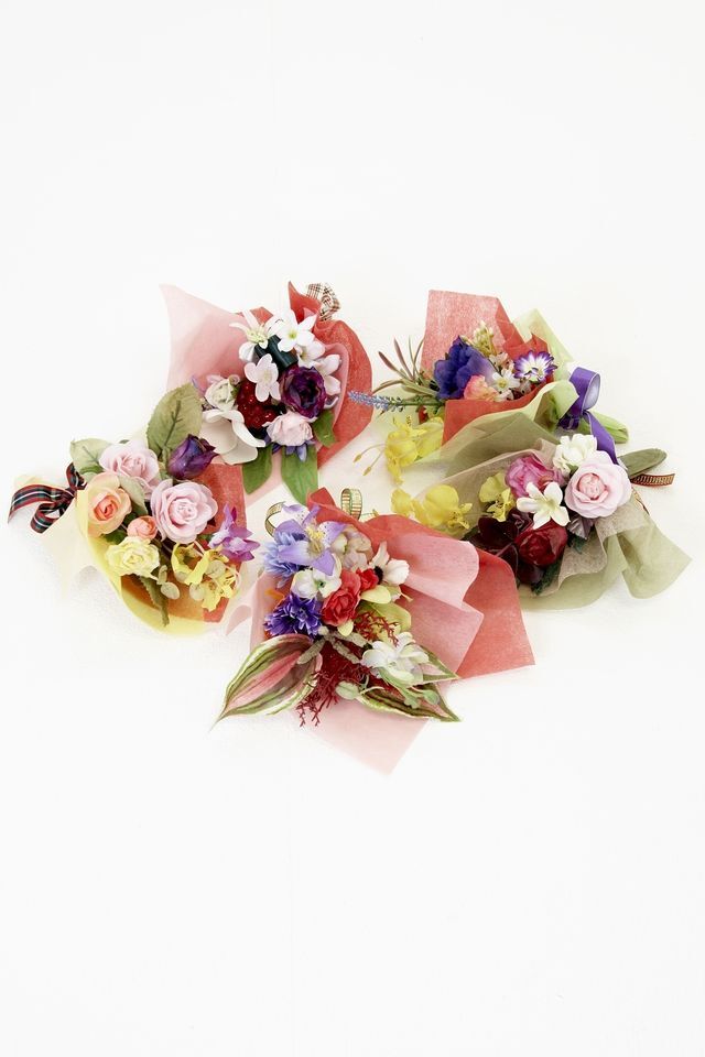 【造花ミニ花束・お買い得セット】ちょっぴり大きな手のひらブーケ(Lサイズ)の5束セット／アソート