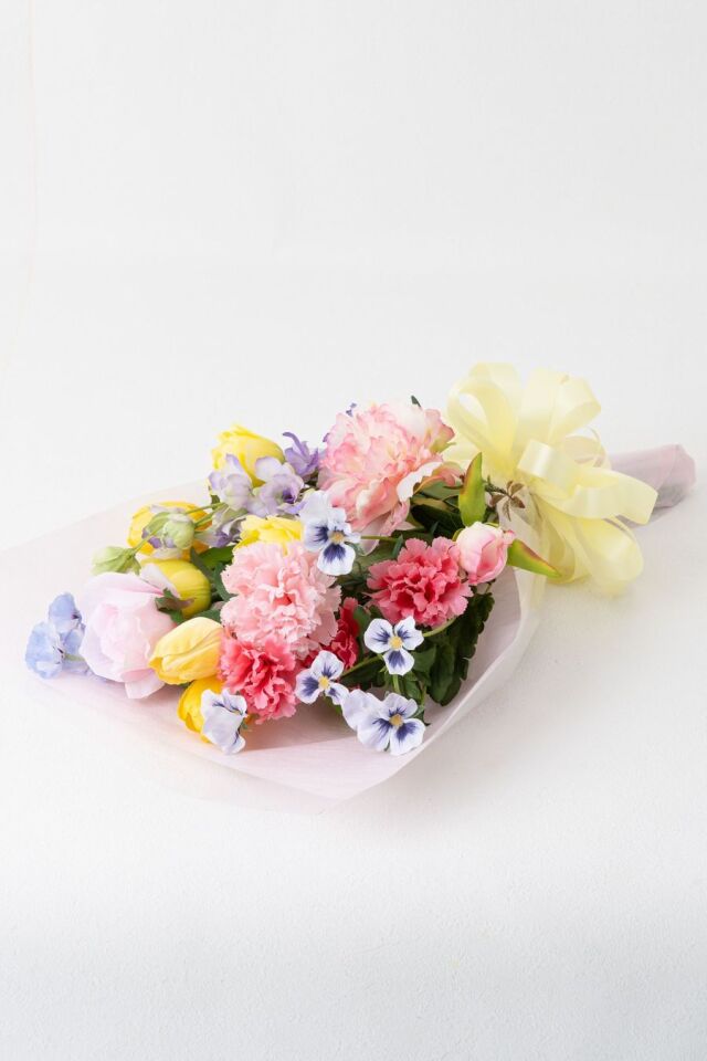 【一点もの】造花 花束｜ラグジュアリー アーティフィシャルフラワー ブーケ（チューリップ・ピオニー・カーネーション）特別な贈り物に