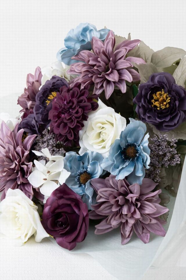 高級アーティフィシャルフラワーの花束｜上品なパープル＆ブルーブーケ（誕生日・記念日・お祝いの枯れない贈り物）