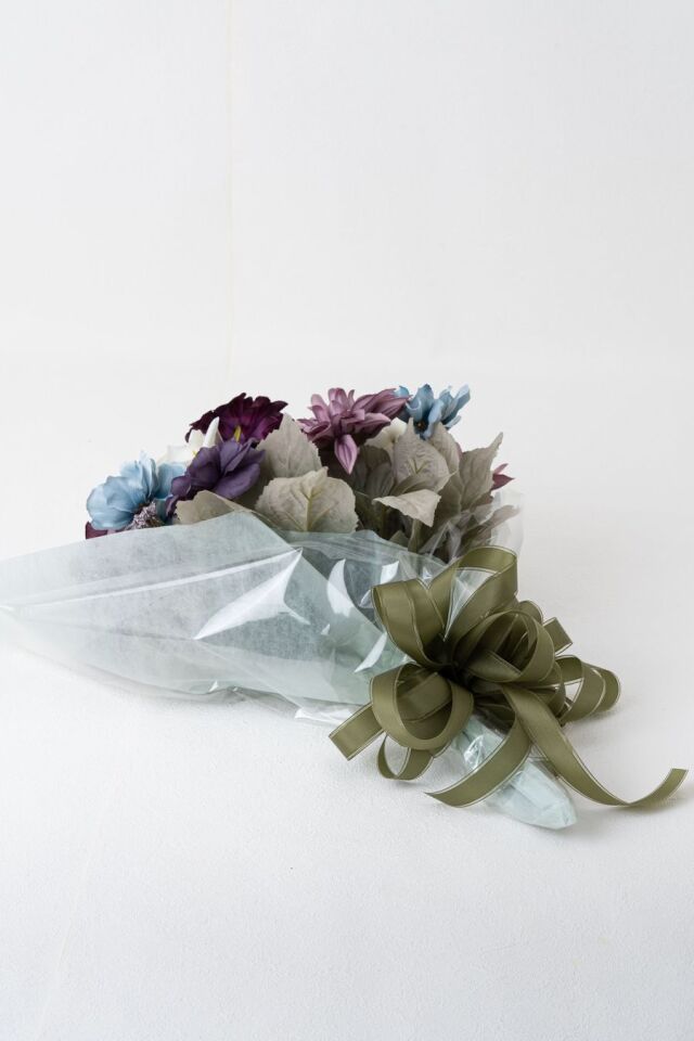 高級アーティフィシャルフラワーの花束｜上品なパープル＆ブルーブーケ（誕生日・記念日・お祝いの枯れない贈り物）