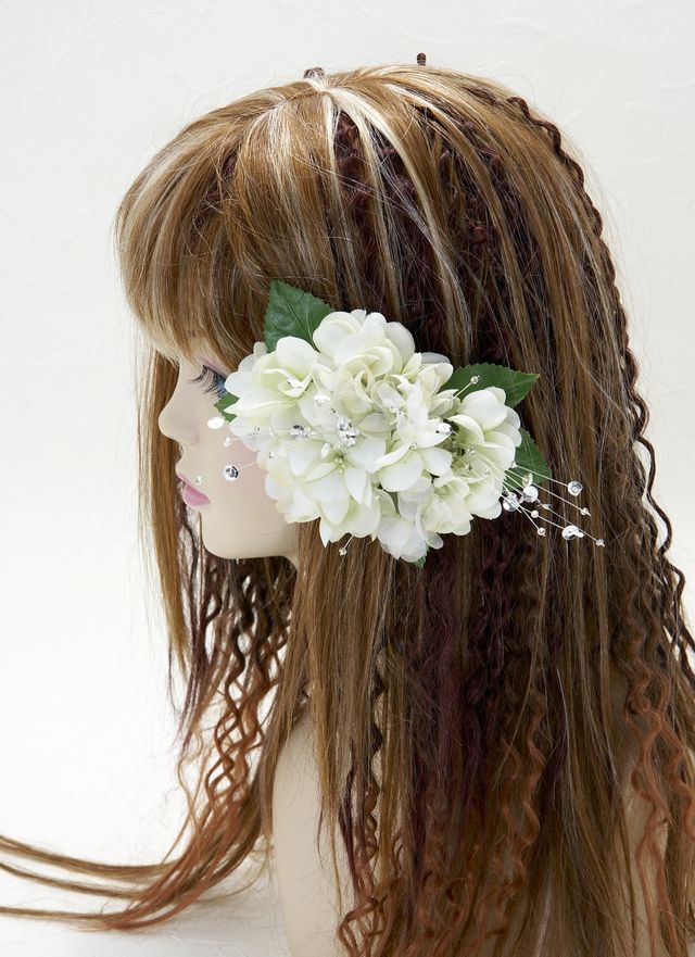 【特価SALE　髪飾り・ヘアアクセサリー】紫陽花−ライトグリーン・バレッタ