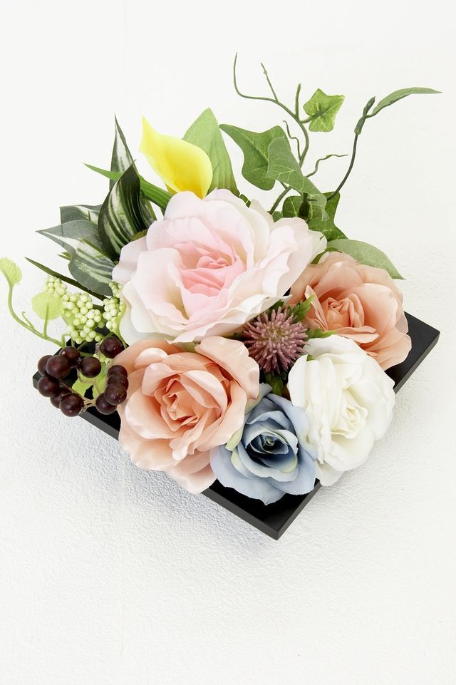 【スクエアフレーム　造花アレンジメント】Ｍサイズ　シリーズ