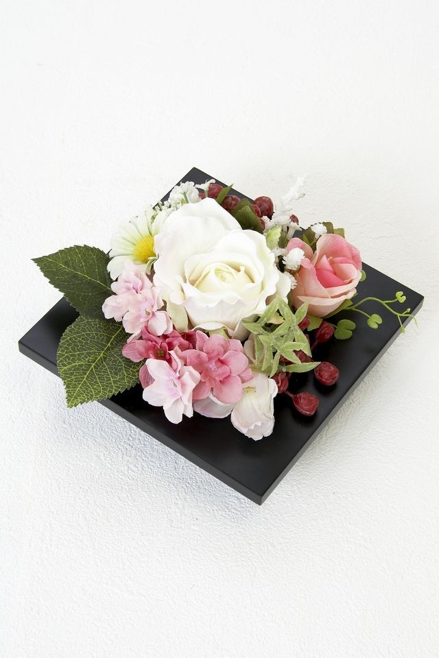 【スクエアフレーム　造花アレンジメント】Ｍサイズ　シリーズ