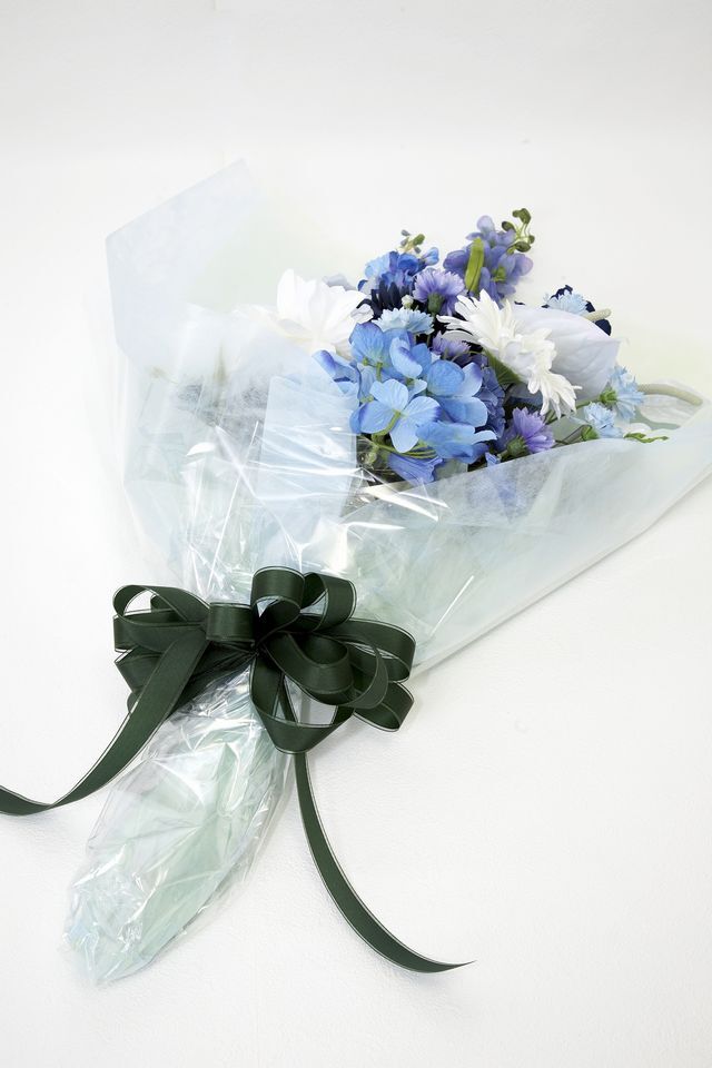 【贈答・贈呈用花束・造花花束・豪華花束】プロポーズ・記念日など記憶に残る枯れないフラワーギフト／ブルーサファイアブーケ