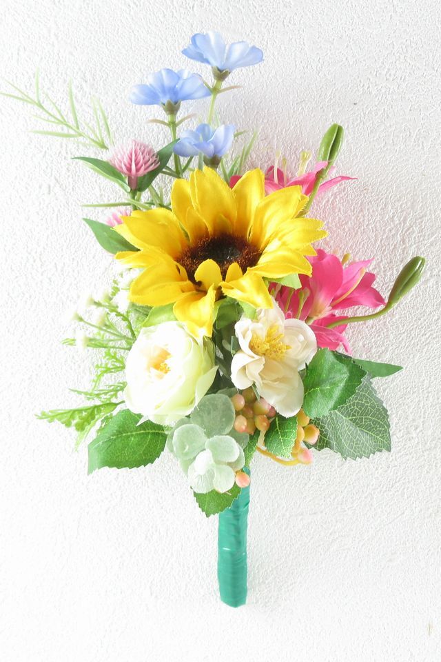 【アーティフィシャルフラワー・造花 お仏壇向けリトル仏花・供花】向日葵とミニ百合のミニ供花−1束タイプ