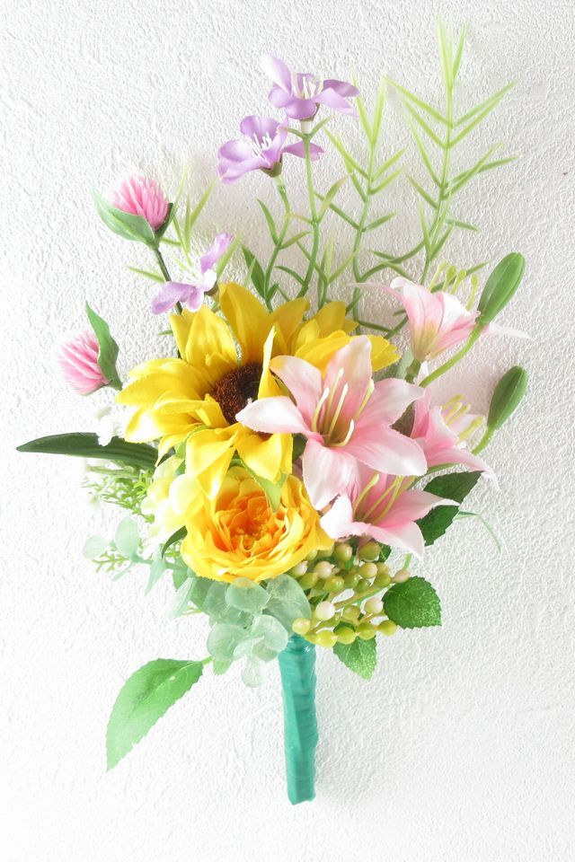 【アーティフィシャルフラワー・造花 お仏壇向けリトル仏花・供花】向日葵とミニ百合のミニ供花−1束タイプ