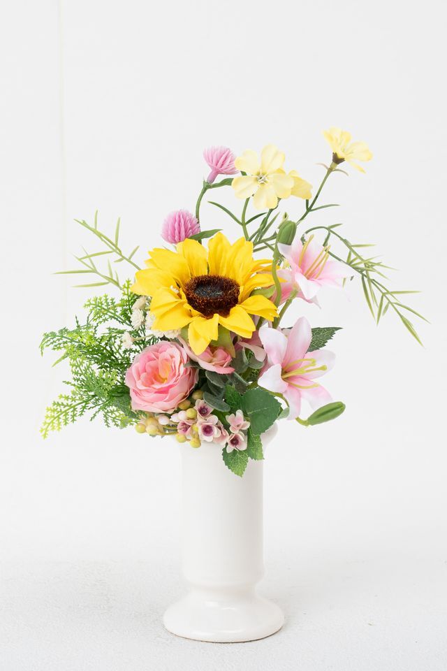 【アーティフィシャルフラワー・造花 お仏壇向けリトル仏花・供花】向日葵とミニ百合のミニ供花−1束タイプ
