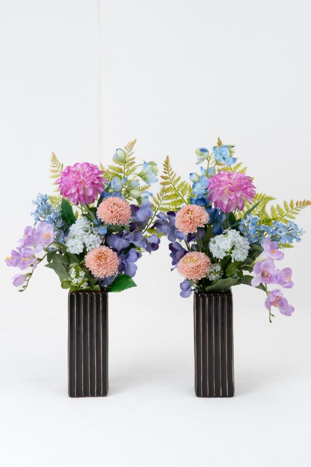 【洋風供花】高級造花 仏花 一対 お供え用アーティフィシャルフラワー｜ダリア・蘭使用 50cm（贅沢仕立て お盆 お彼岸 命日 法事）