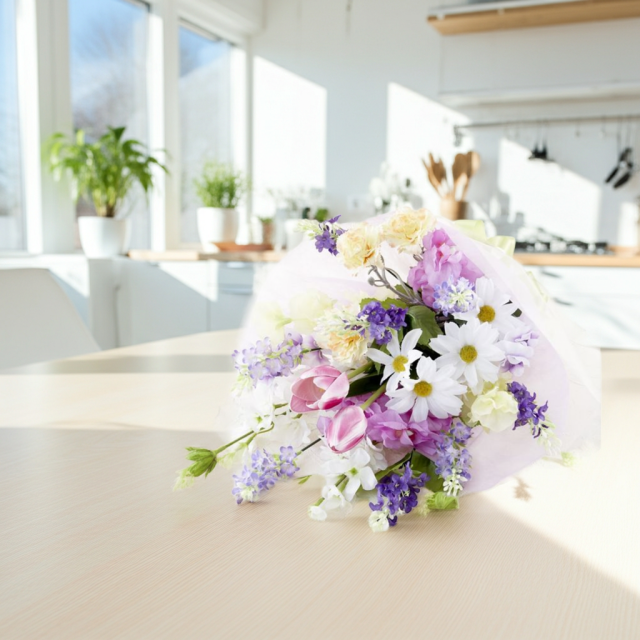 【贈答・贈呈用花束・造花花束・花束ギフト】スイートピーとチューリップのアーティフィシャルフラワーブーケ/パープルミックス