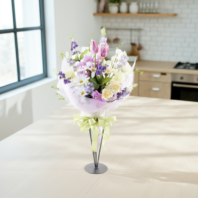 【贈答・贈呈用花束・造花花束・花束ギフト】スイートピーとチューリップのアーティフィシャルフラワーブーケ/パープルミックス