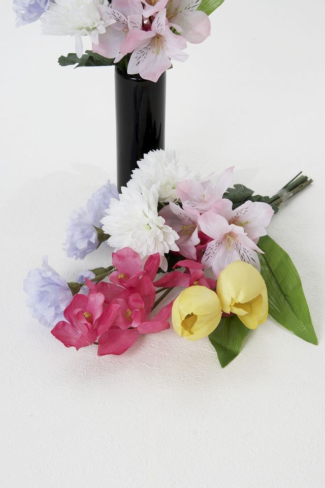 【造花・アーティフィシャルフラワー 仏花・供花・墓花】お彼岸・お盆の御供花C（左右１対セット）