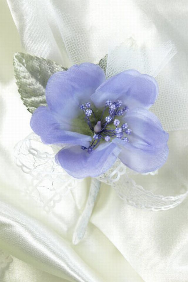 【卒業式・入学式・イベントの胸元に華を添えるミニコサージュ】ブライダルフラワーのアートフラワーコサージュ