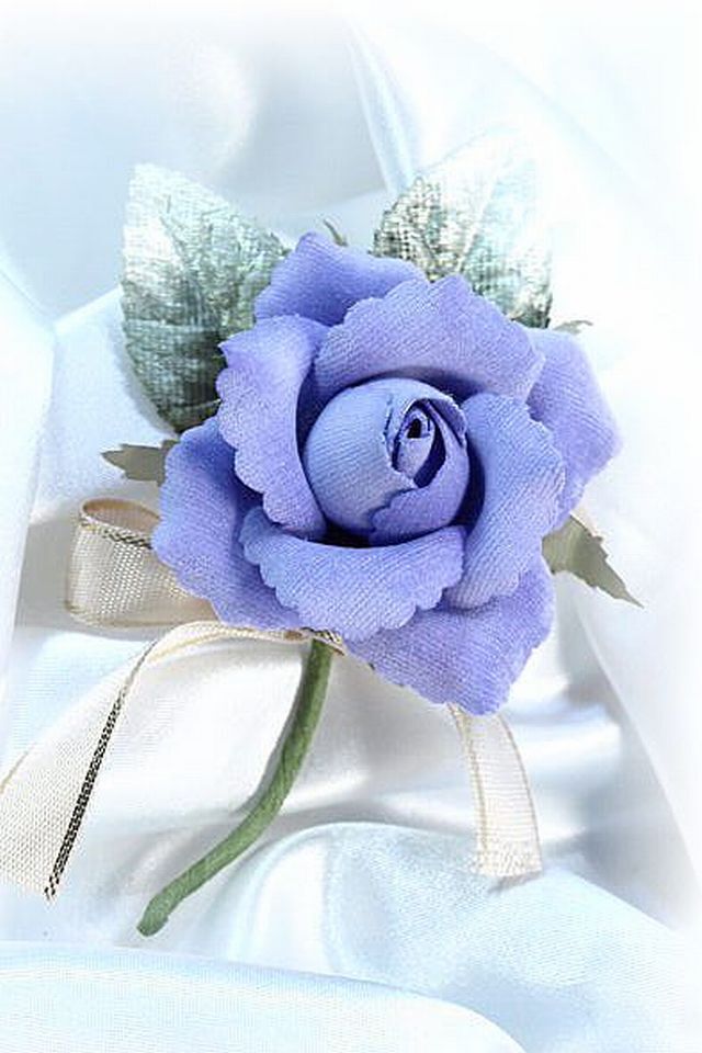 【卒業式・入学式・イベントの胸元に華を添えるコサージュ】ベルベットローズのミニコサージュ（オレンジ）