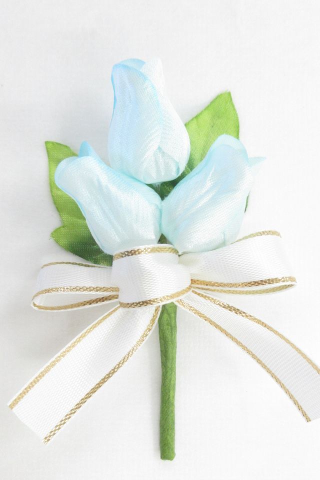 【卒業式・入学式・イベントの胸元に華を添えるミニコサージュ】リトルチューリップのミニコサージュ