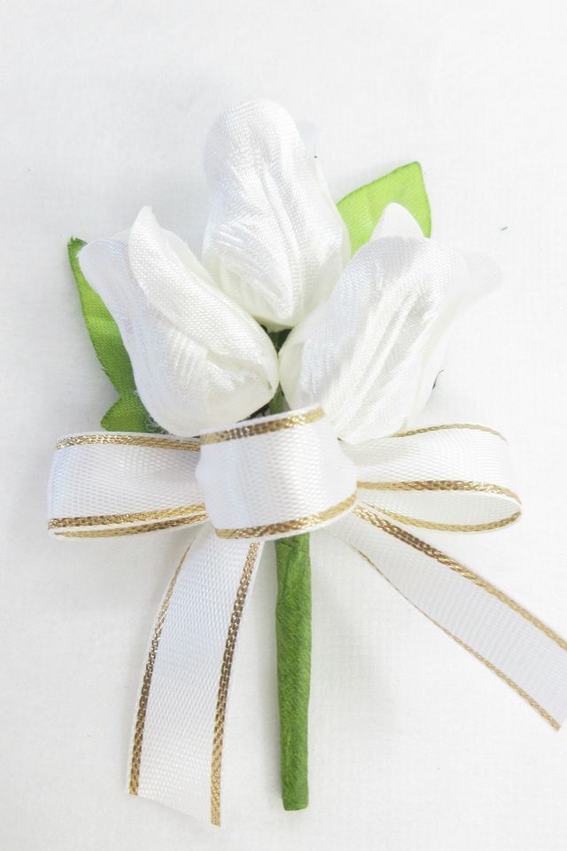 【卒業式・入学式・イベントの胸元に華を添えるミニコサージュ】リトルチューリップのミニコサージュ