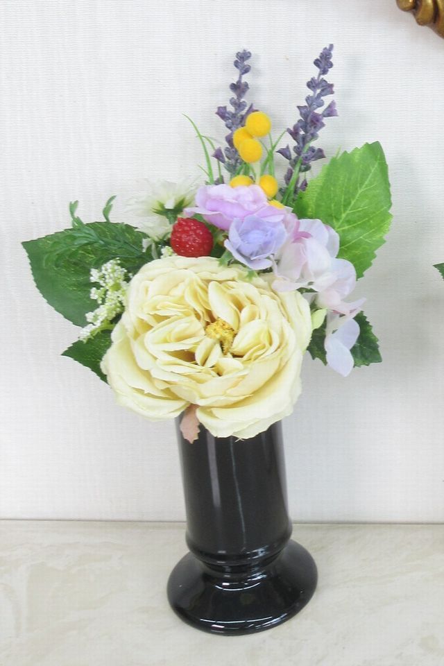 【アーティフィシャルフラワー・造花 お仏壇向けリトル仏花・供花】野薔薇とミモザのミニ供花−1束タイプ