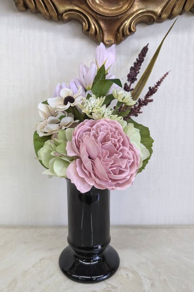 【アーティフィシャルフラワー・造花 お仏壇向けリトル仏花・ミニ供花】ピオニーやマムのミックス供花−1束タイプ