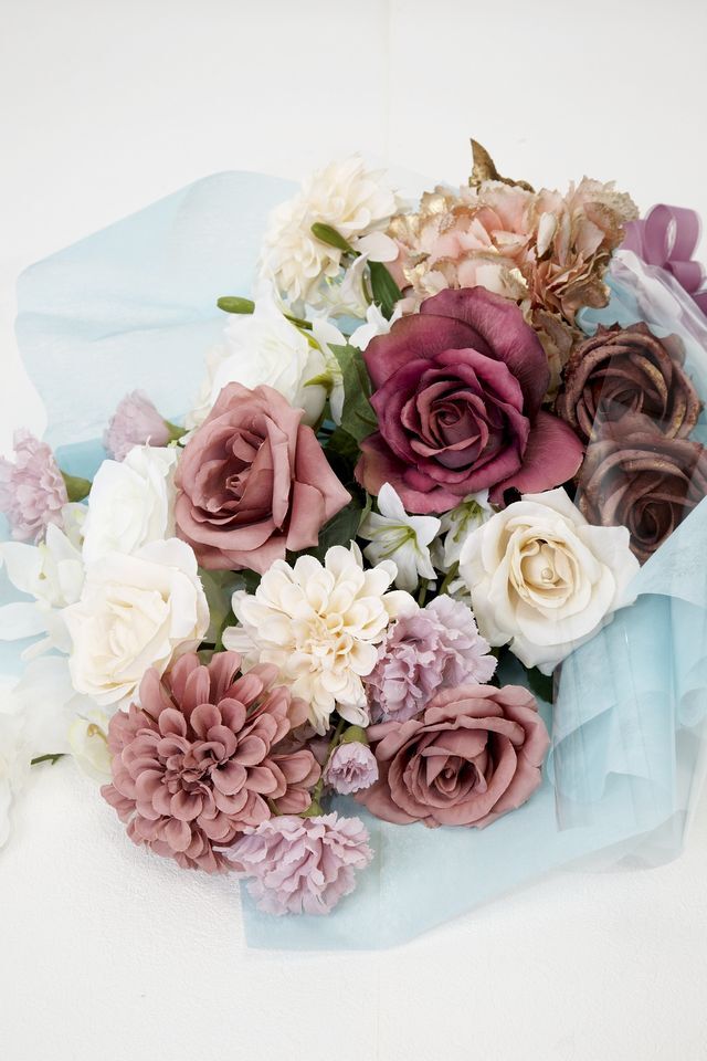 【贈答・贈呈用花束・造花花束・花束ギフト】薔薇とダリアとカーネーションのアーティフィシャルフラワーブーケ