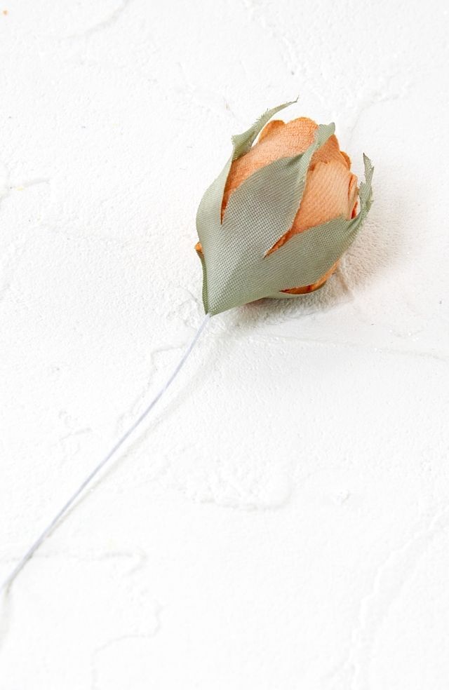 【アートフラワーパーツ・造花・染花・布花】ベルベットローズ（蕾）