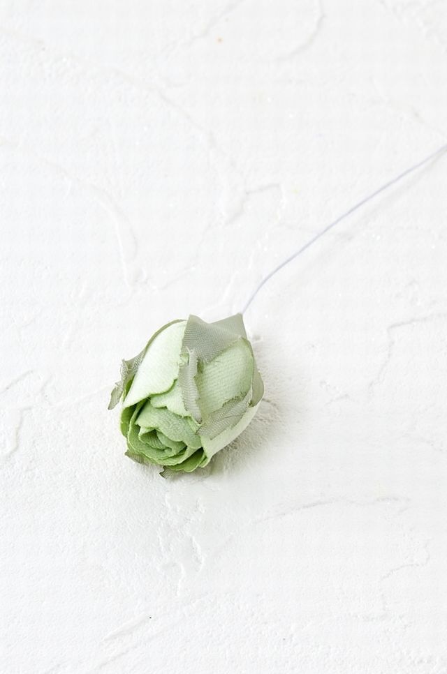 【アートフラワーパーツ・造花・染花・布花】ベルベットローズ（蕾）