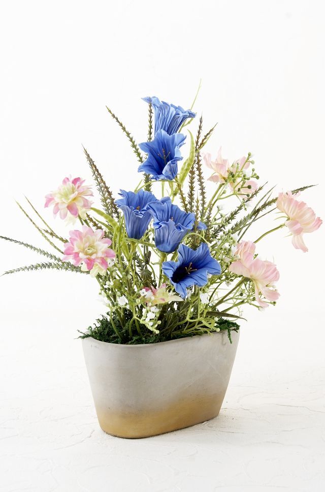 【造花・アーティフィシャルフラワー・アレンジメント】コスモスとカンパニュラのナチュラルアレンジメント