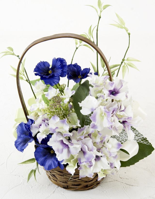 造花 アーティフィシャルフラワー カゴアレンジメント 紫陽花とパンジーの籠バスケットアレンジ 造花 アートフラワーの通販店 あーとみゆき