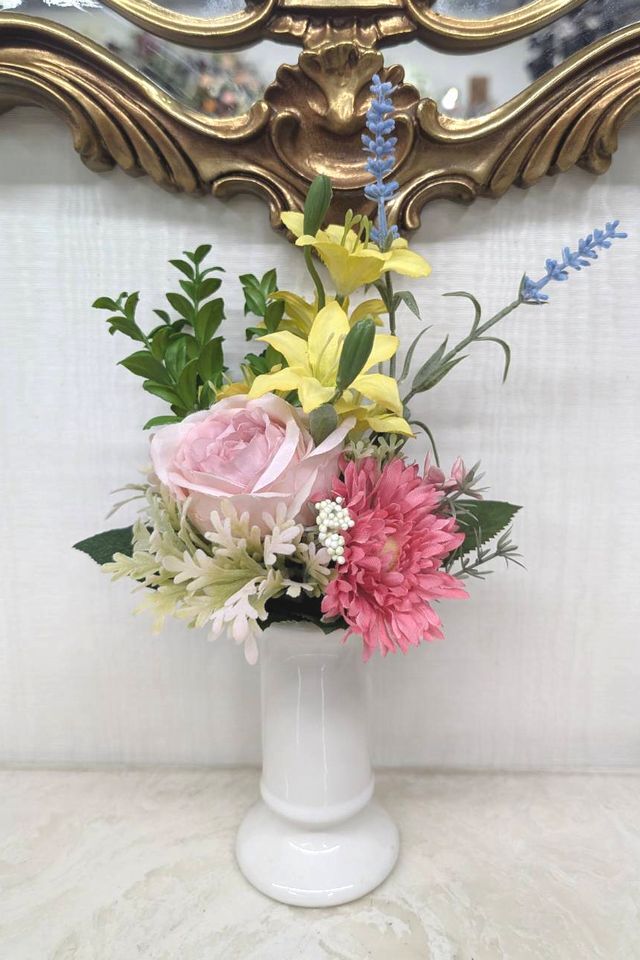 【アーティフィシャルフラワー・造花 お仏壇向けリトル仏花・ミニ供花】ミニ百合やローズのミックス供花−1束タイプ