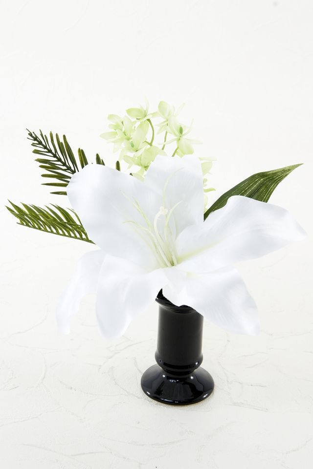 【アーティフィシャルフラワー・造花 お仏壇向けリトル仏花・供花】カサブランカ&蘭のミニ仏花−1束タイプ