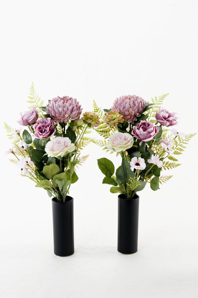 【アーティフィシャルフラワー・造花 お墓・お仏壇向け仏花・供花1対-左右2束セット】薔薇＆マムの洋風供花（左右１対セット）