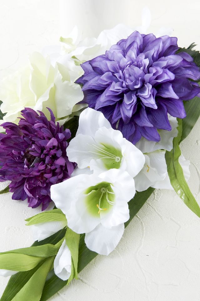 【アーティフィシャルフラワー・造花 お墓・お仏壇向け仏花・供花1対-左右2束セット】薔薇と蘭とダリアの洋風供花（左右１対セット）
