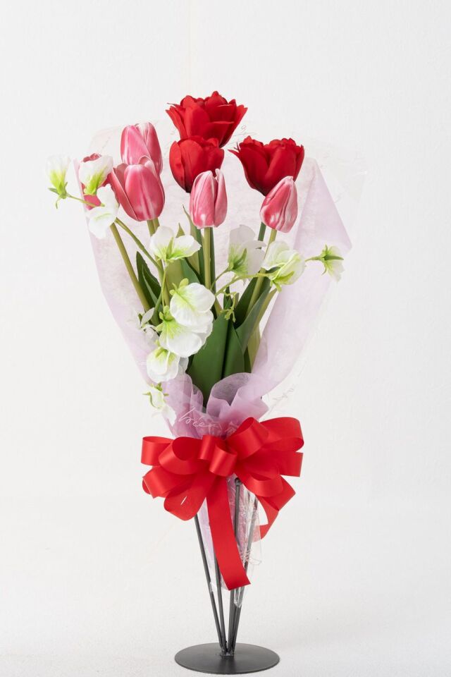 【リアルな高級造花の花束・気軽に贈れるカジュアルサイズ花束】チューリップとスイートピーのフレッシュブーケ