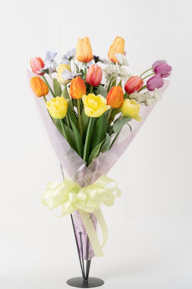 【贈答・贈呈用花束・高級造花の花束・花束ギフト】チューリップとパンジーのアニバーサリーブーケ