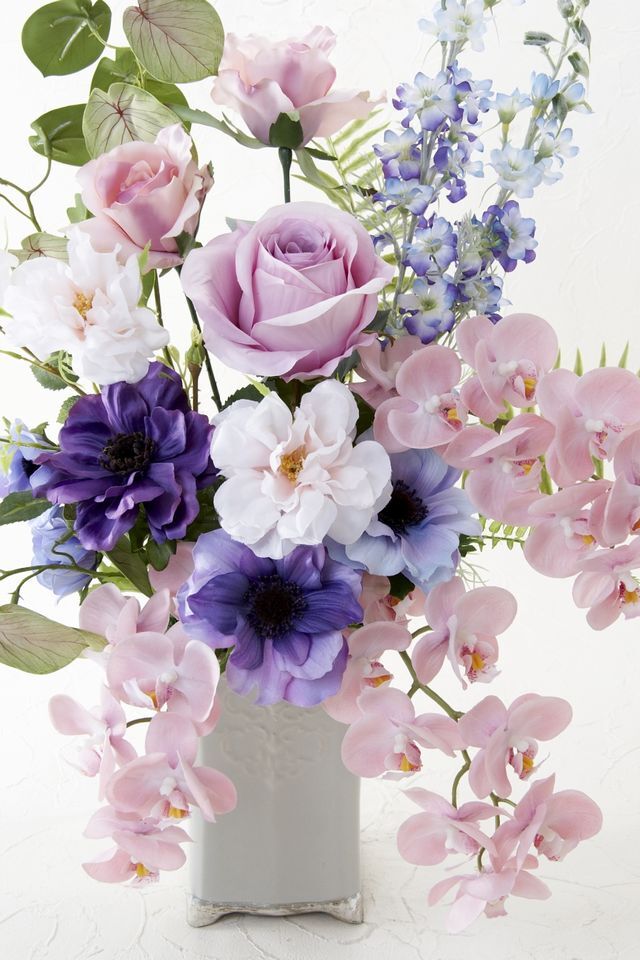 【造花・アーティフィシャルフラワー・インテリアアレンジメント】バラや胡蝶蘭のビューティフルアレンジメント