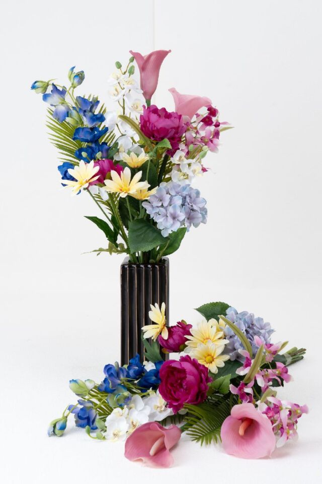 【洋風供花】高級造花 仏花 一対 お供え用アーティフィシャルフラワー｜ピオニー・カラー・胡蝶蘭 （贅沢仕立て お盆 お彼岸 命日 法事）