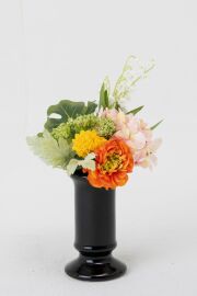 【アーティフィシャルフラワー・造花 お仏壇向けリトル仏花・供花】スズランとラナンキュラスのミニ供花－1束タイプ