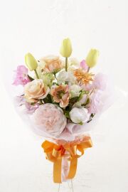 【贈答・贈呈用花束・造花花束・花束ギフト】スイートピーとチューリップのアーティフィシャルフラワーブーケ/アプリコットミックス