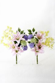 【造花・アーティフィシャルフラワー 仏花・供花】ピンクカサブランカとスカビオサの洋花モダン墓花（左右１対セット）