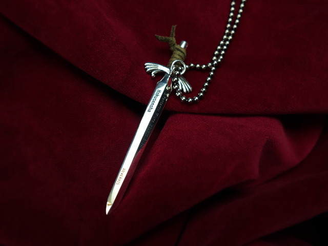 キャスカの剣 ペンダント