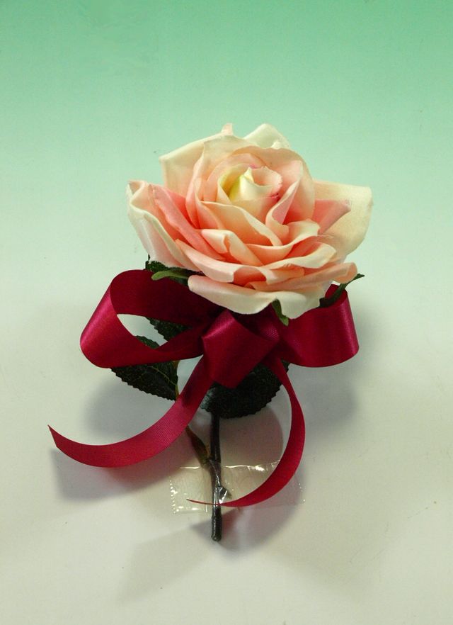 クリスタルローズコサージュ（マーブルピンク）