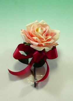 クリスタルローズコサージュ（マーブルピンク）