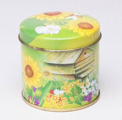 Famille Maryキャンディー缶