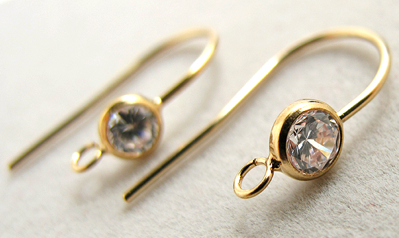 フレンチフックピアス（キュービックジルコニア）「14kgf（ゴールドフィルド）」（1ペア/2個）