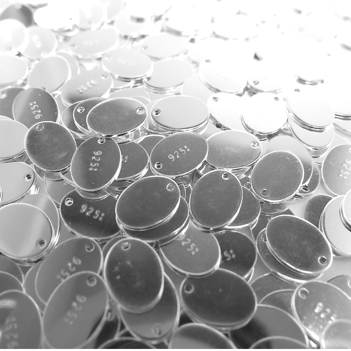 シルバー925パーツ/板カン・タグ（オーバル7.3mm×5.5mm） 15個