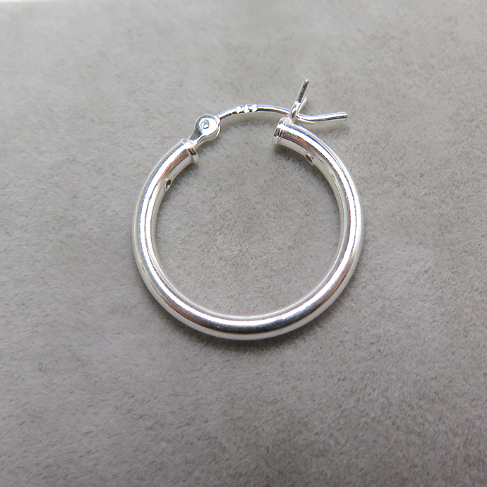 SV925シルバー/フープピアス リング（チューブ/2mm）18mm（25ペア）