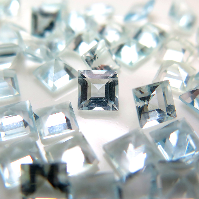 天然石ルース（裸石）・アクアマリン/スクエア【5×5mm】ファセットカット（2個）