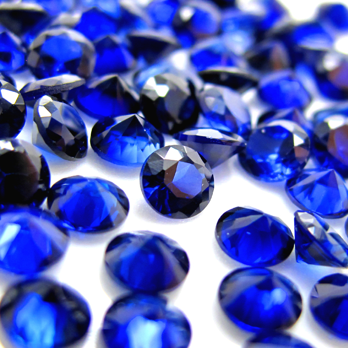 ブルーサファイア（ダークカラー）【AAA】「合成コランダム/火炎溶融法（ベルヌーイ法）」・ルース（裸石）/ラウンド【5mm】ファセットカット（25個）